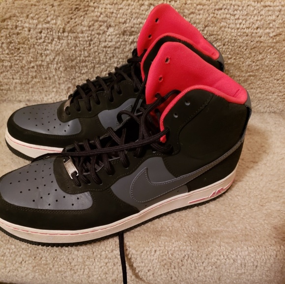 Size 12 men's shoes - Picture 4 of 4